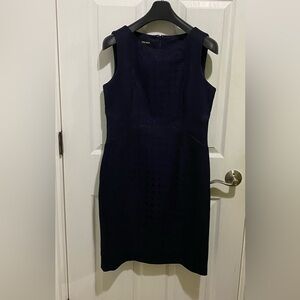 Nine West Navy Blue Dress with eyelet detail Size 8 Sleeveless Elegant Party
